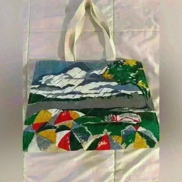 Tote bag
Nice tote bag in fair condition - Picture 4 of 9